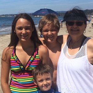 Meet your Posher, Ina